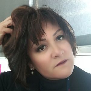 Meet your Posher, Caryn